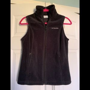 Columbia vest